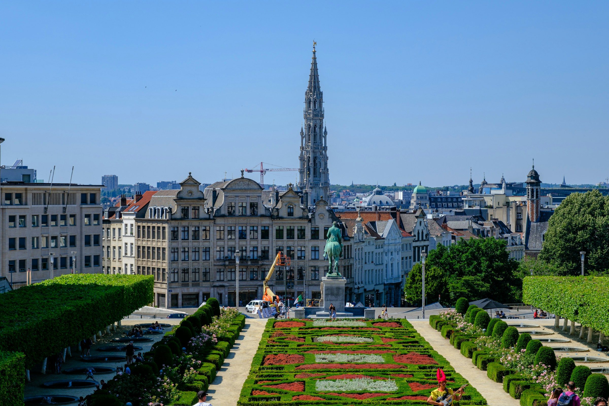 Bruxelles — le Mont des Arts et la flèche de l'Hôtel de Ville